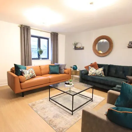 Apartment Cabot Mews 9